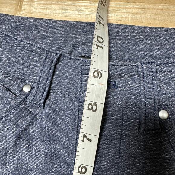 Lululemon ABC Pant Skinny Tech Canvas Shorts Heathered Deep Navy Men's 28 EUC - Picture 6 of 7